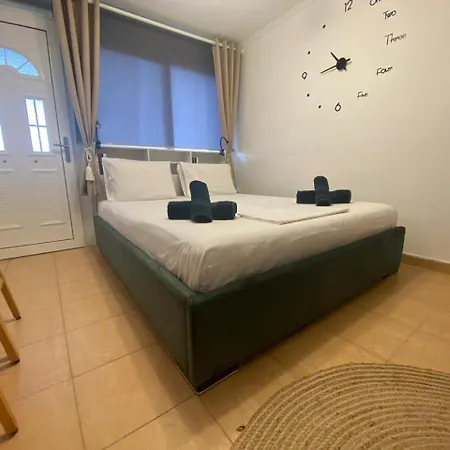 Apartment Dims Paralia Ofryniou Ofrínion